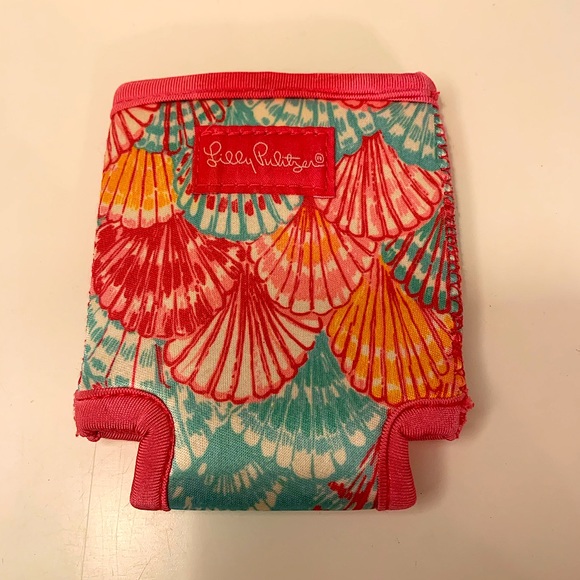 EUC Lilly Pulitzer Can Koozie - Picture 2 of 2